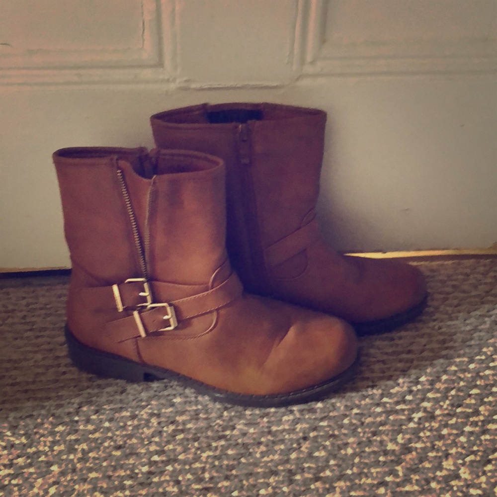 Stylish brown boots